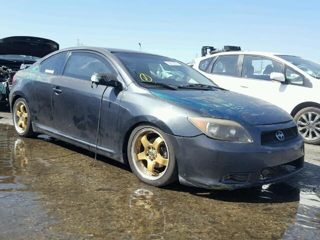 JTKDE177X50052778 - 2005 TOYOTA SCION TC GREEN photo 1