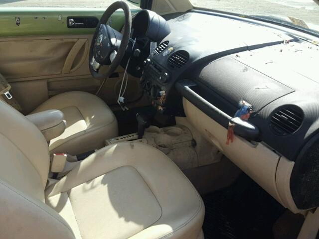 3VWCK21C71M430129 - 2001 VOLKSWAGEN NEW BEETLE 绿色 照片 5