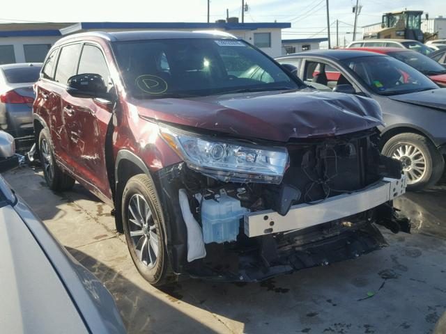 5TDKZRFH4HS216815 - 2017 TOYOTA HIGHLANDER MAROON photo 1