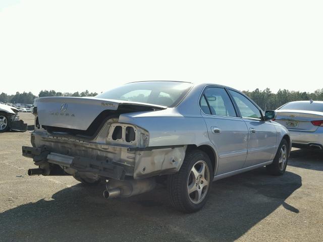 19UUA56672A026343 - 2002 ACURA 3.2TL SILVER photo 4