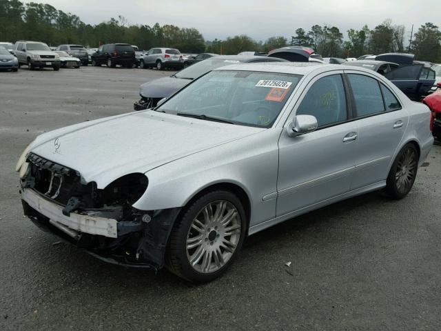 WDBUF56X28B257175 - 2008 MERCEDES-BENZ E 350 SILVER photo 2