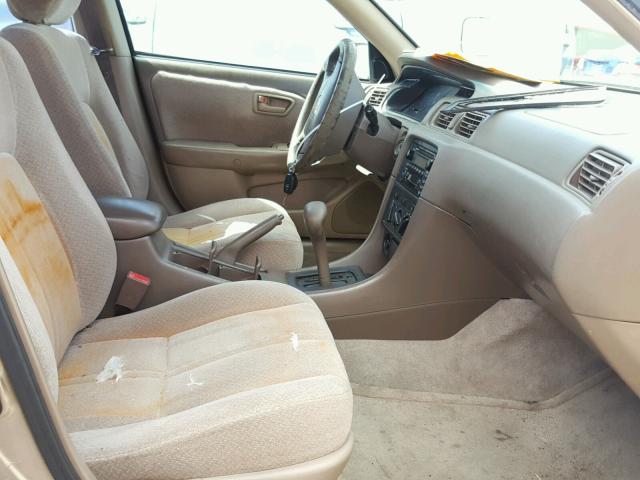 JT2BG22K7Y0503205 - 2000 TOYOTA CAMRY CE GOLD photo 5