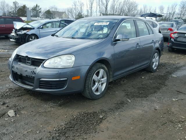 3VWRZ71K79M066042 - 2009 VOLKSWAGEN JETTA SE GRAY photo 2