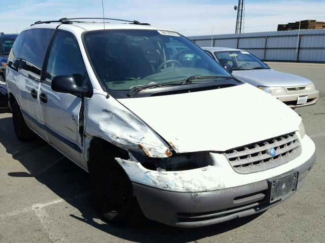 2P4GP25R2VR187019 - 1997 PLYMOUTH VOYAGER WHITE photo 1