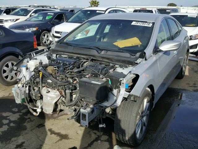 KMHFG4JG1FA465572 - 2015 HYUNDAI AZERA SILVER photo 2