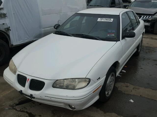 1G2NE52M4WC775966 - 1998 PONTIAC GRAND AM WHITE photo 2