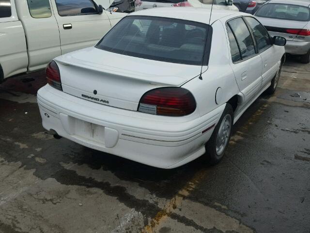 1G2NE52M4WC775966 - 1998 PONTIAC GRAND AM WHITE photo 4