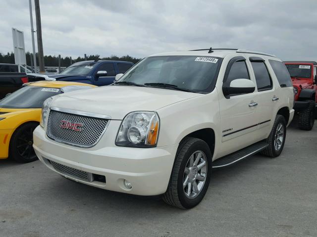 1GKS1EEF8CR312717 - 2012 GMC YUKON DENA WHITE photo 2