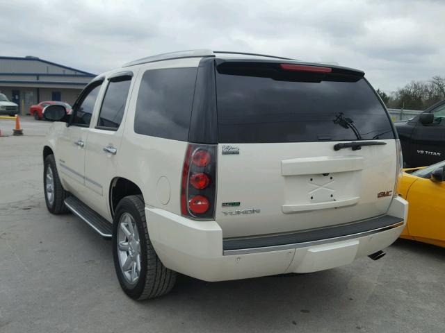 1GKS1EEF8CR312717 - 2012 GMC YUKON DENA WHITE photo 3