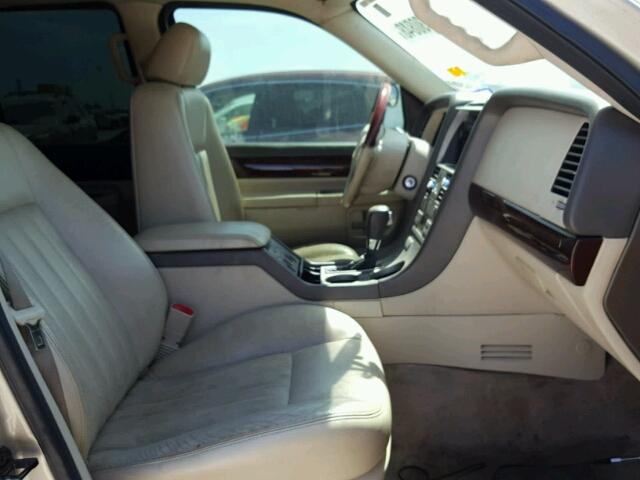 5LMEU68H94ZJ15861 - 2004 LINCOLN AVIATOR 棕色 照片 5