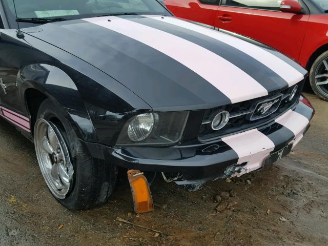 1ZVFT84N165228748 - 2006 FORD MUSTANG BLACK photo 9