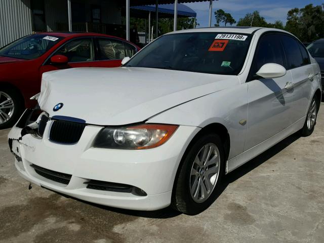 WBAVB17536NK40806 - 2006 BMW 325 I AUTO WHITE photo 2