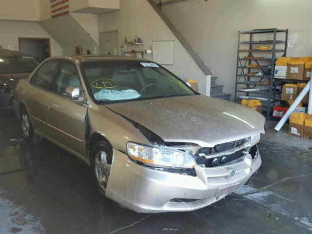 1HGCG1654YA098300 - 2000 HONDA ACCORD EX GOLD photo 1