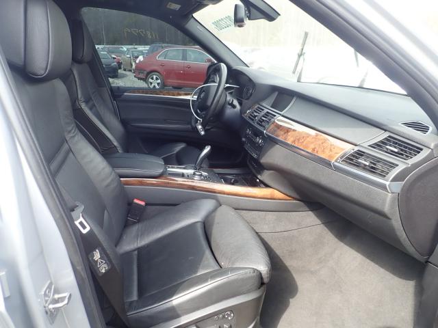 5UXFE8C55AL310953 - 2010 BMW X5 XDRIVE4 SILVER photo 5