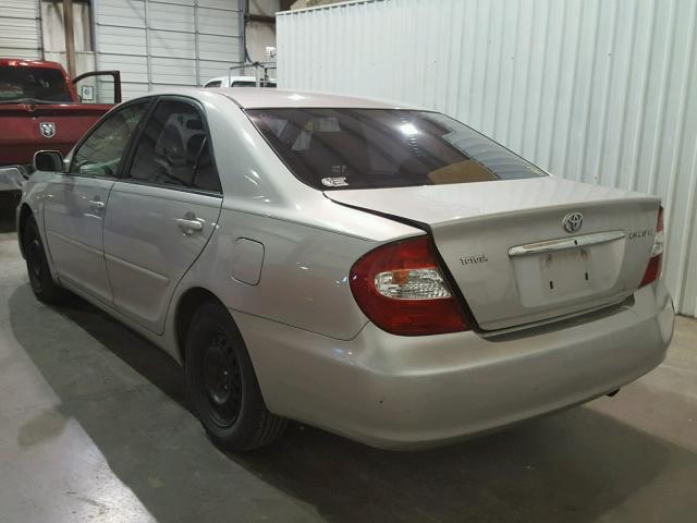 4T1BE32K33U178651 - 2003 TOYOTA CAMRY LE SILVER photo 3