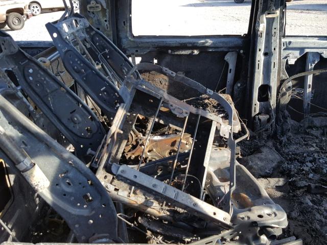 3C6UR5CJ5HG732695 - 2017 RAM 2500 ST BURN photo 6