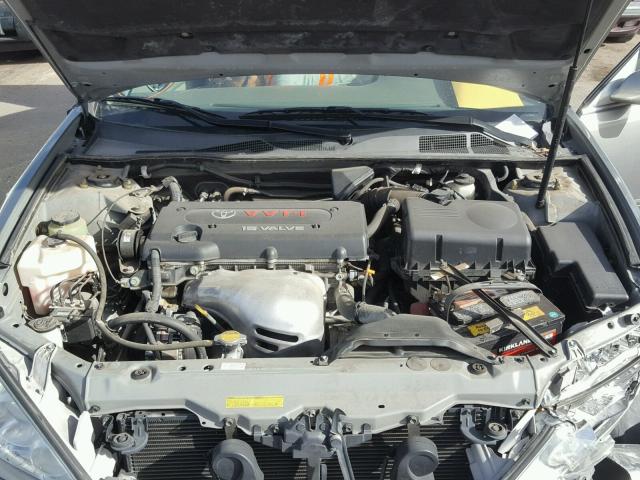 4T1BE32K15U964080 - 2005 TOYOTA CAMRY LE GRAY photo 7