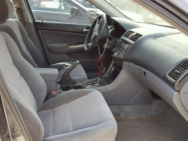 1HGCM56445A062075 - 2005 HONDA ACCORD LX GRAY photo 5