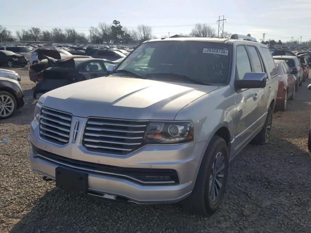 5LMJJ2HT6FEJ14875 - 2015 LINCOLN NAVIGATOR SILVER photo 2