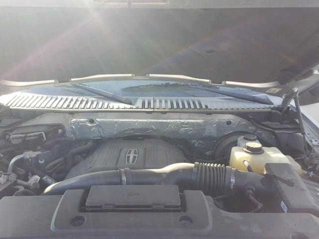 5LMJJ2HT6FEJ14875 - 2015 LINCOLN NAVIGATOR SILVER photo 7