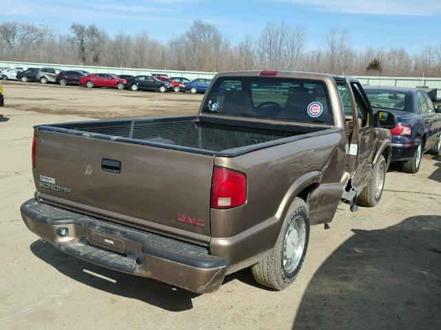 1GTCS145228122463 - 2002 GMC SONOMA BROWN photo 4