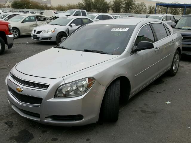 1G1ZB5E05CF183235 - 2012 CHEVROLET MALIBU LS ვერცხლისფერი ფოტო 2