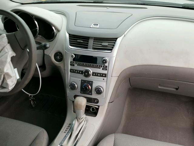 1G1ZB5E05CF183235 - 2012 CHEVROLET MALIBU LS ვერცხლისფერი ფოტო 9