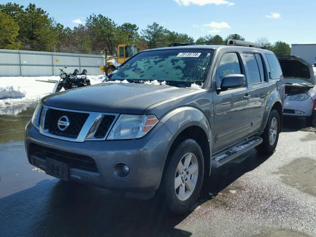 5N1AR18B28C666742 - 2008 NISSAN PATHFINDER GRAY photo 2