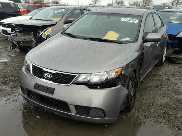 KNAFU4A28C5613140 - 2012 KIA FORTE EX GRAY photo 2