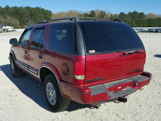 1GNDT13W7W2146527 - 1998 CHEVROLET BLAZER BURGUNDY photo 3