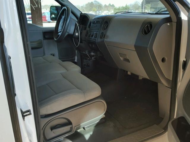 1FTRF12228KE95912 - 2008 FORD F150 WHITE photo 5