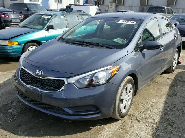 KNAFK4A69G5573438 - 2016 KIA FORTE LX BLUE photo 2