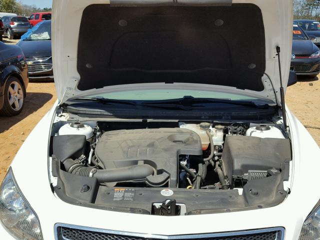 1G1ZB5E03CF188059 - 2012 CHEVROLET MALIBU LS თეთრი ფოტო 7