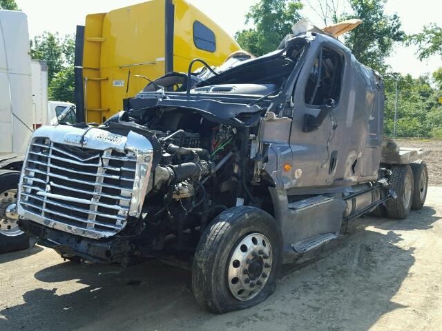 3AKJGLD58GSHV8152 - 2016 FREIGHTLINER CASCADIA 1 GRAY photo 2