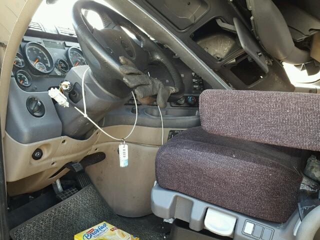 3AKJGLD58GSHV8152 - 2016 FREIGHTLINER CASCADIA 1 GRAY photo 5