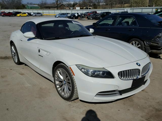 WBALM73589E351124 - 2009 BMW Z4 SDRIVE3 WHITE photo 1