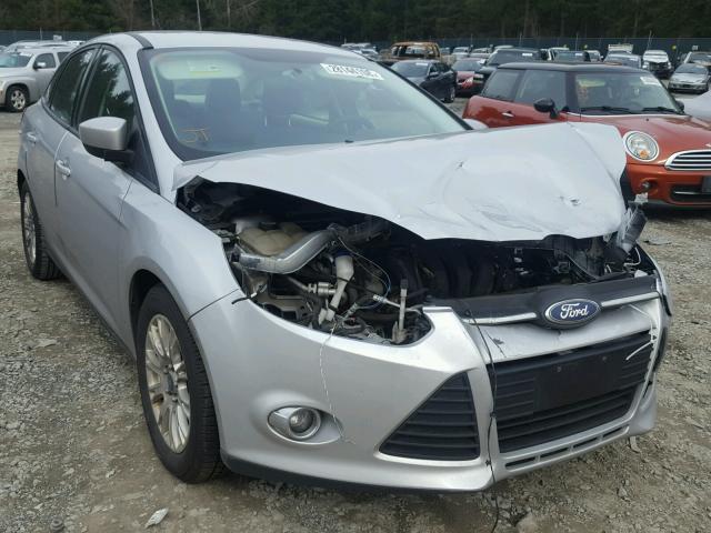 1FAHP3F23CL211274 - 2012 FORD FOCUS SE SILVER photo 1