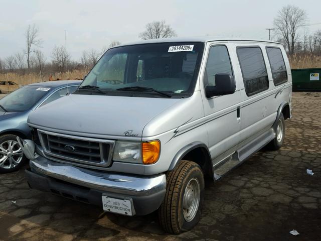 1FDNE24LX4HB13965 - 2004 FORD ECONOLINE GOLD photo 2