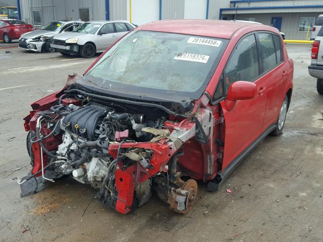 3N1BC13E79L419771 - 2009 NISSAN VERSA S RED photo 2