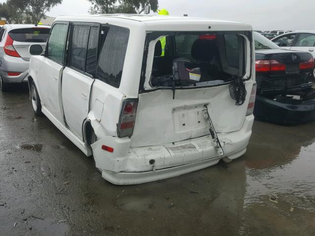 JTLKT334850203102 - 2005 TOYOTA SCION XB WHITE photo 3