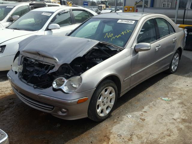 WDBRF92H06F793589 - 2006 MERCEDES-BENZ C GENERATI GRAY photo 2