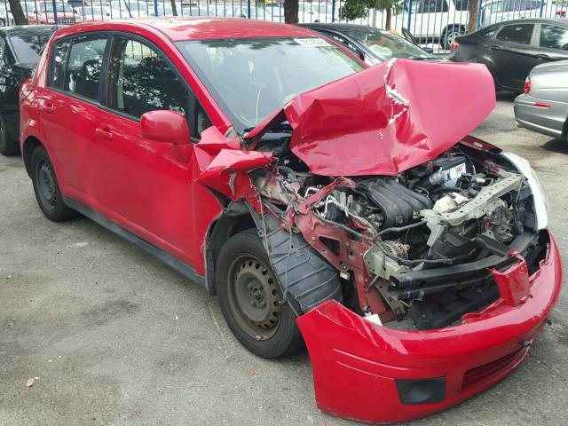 3N1BC13E77L439984 - 2007 NISSAN VERSA S RED photo 1