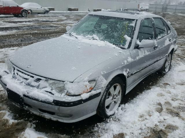 YS3DF58K622017680 - 2002 SAAB 9-3 SE SILVER photo 2