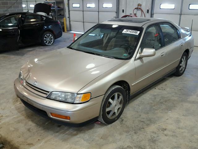 1HGCD5553RA099702 - 1994 HONDA ACCORD EX TAN photo 2