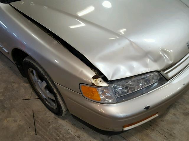 1HGCD5553RA099702 - 1994 HONDA ACCORD EX TAN photo 9