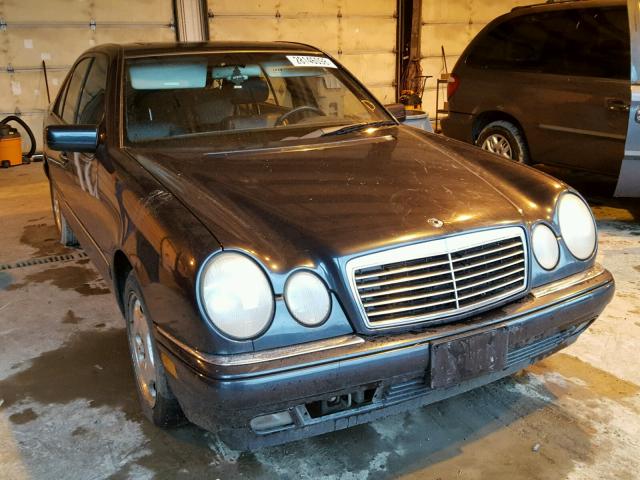 WDBJF72F0VA205735 - 1997 MERCEDES-BENZ E 420 BLACK photo 1