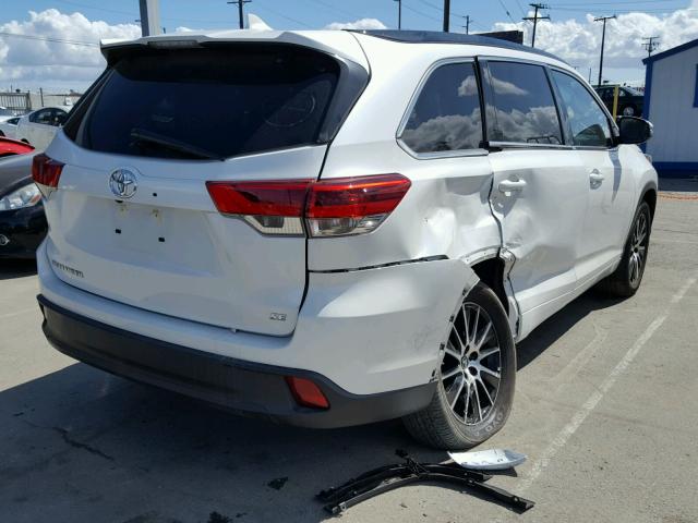 5TDKZRFH3HS513669 - 2017 TOYOTA HIGHLANDER WHITE photo 4