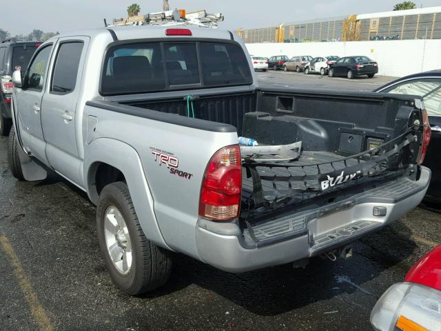 3TMJU62N58M067416 - 2008 TOYOTA TACOMA DOU SILVER photo 3