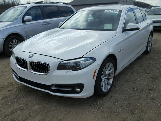 WBA5B3C53FD540210 - 2015 BMW 535 XI Blanc photo 2