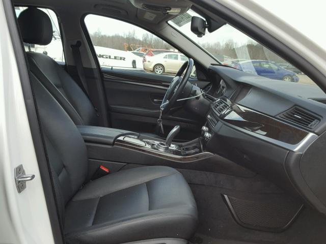 WBA5B3C53FD540210 - 2015 BMW 535 XI Blanc photo 5
